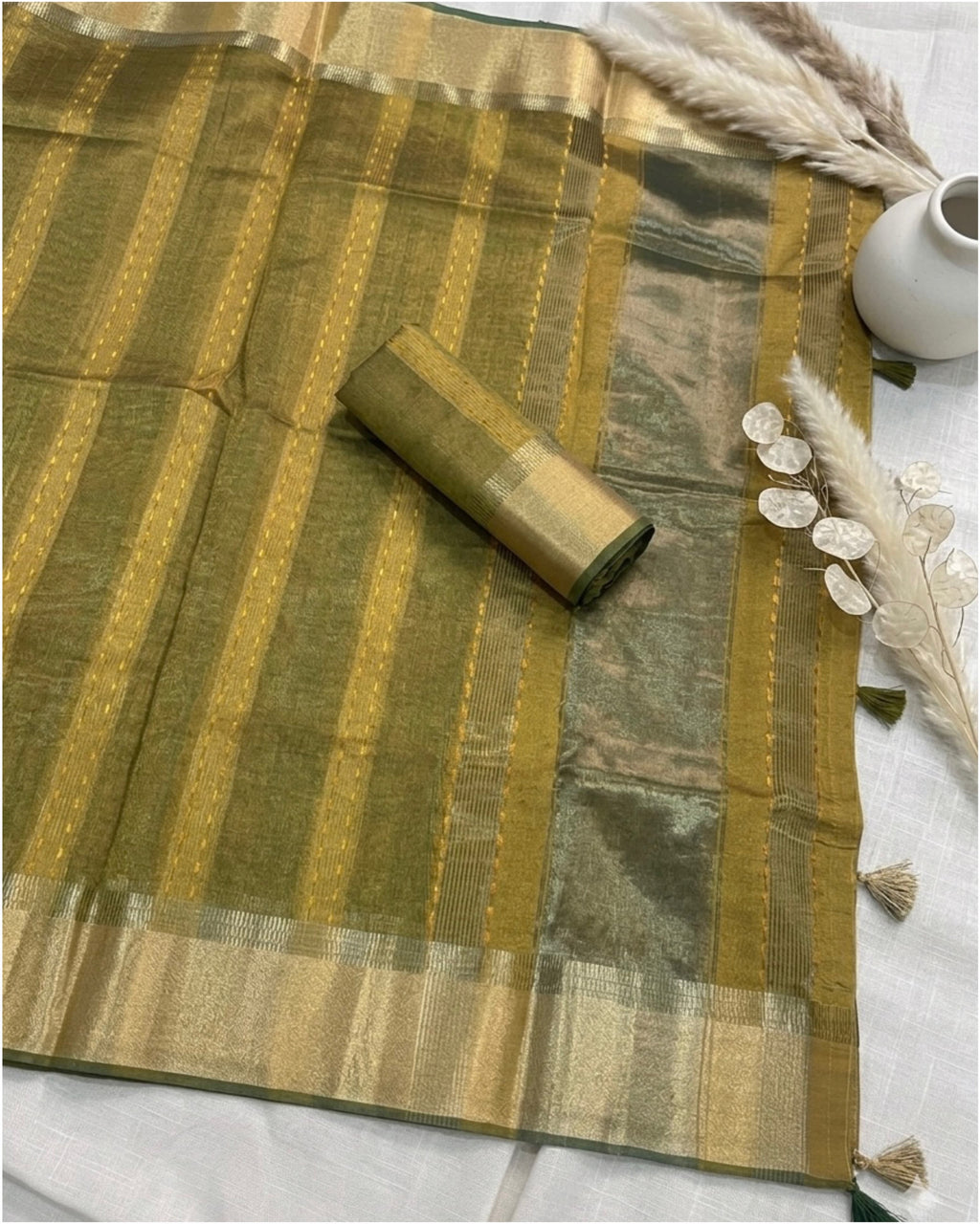 Cotton zari woven saree with running blouse