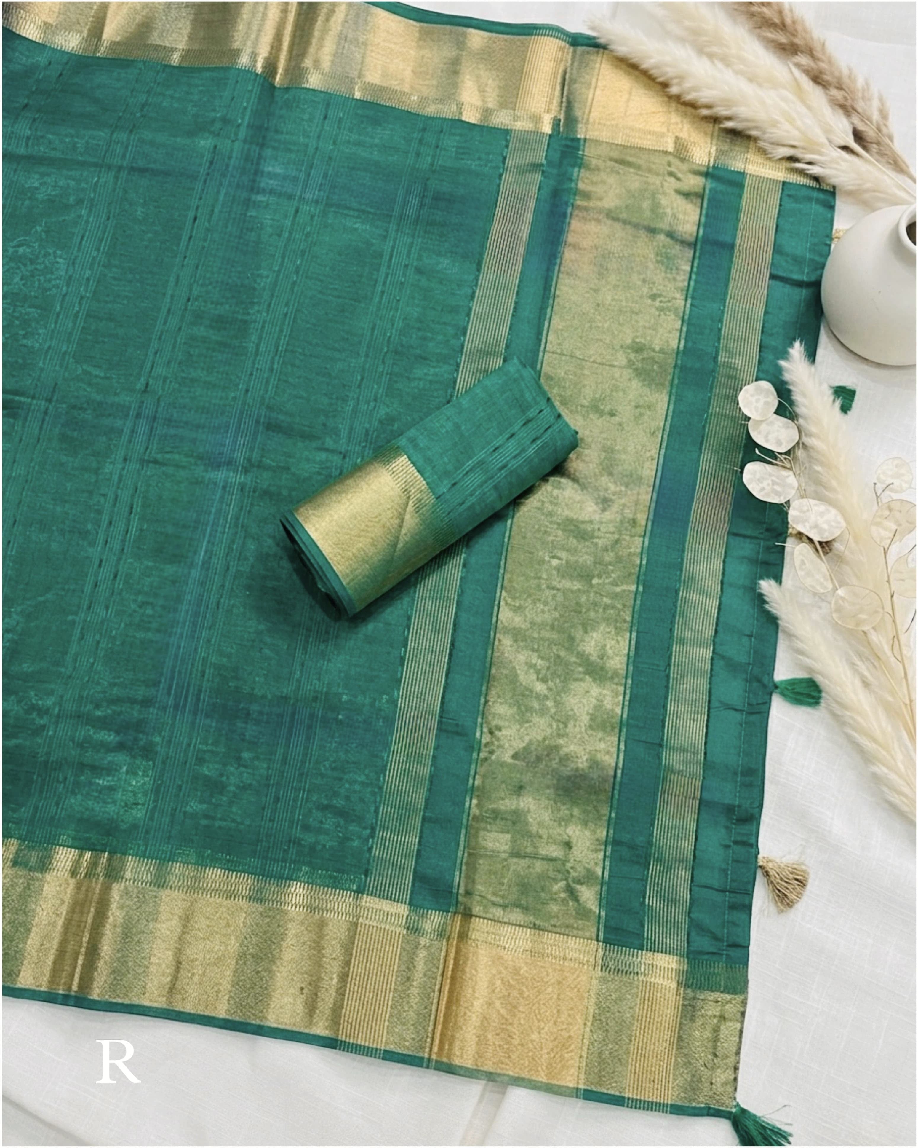 Cotton zari woven saree with running blouse