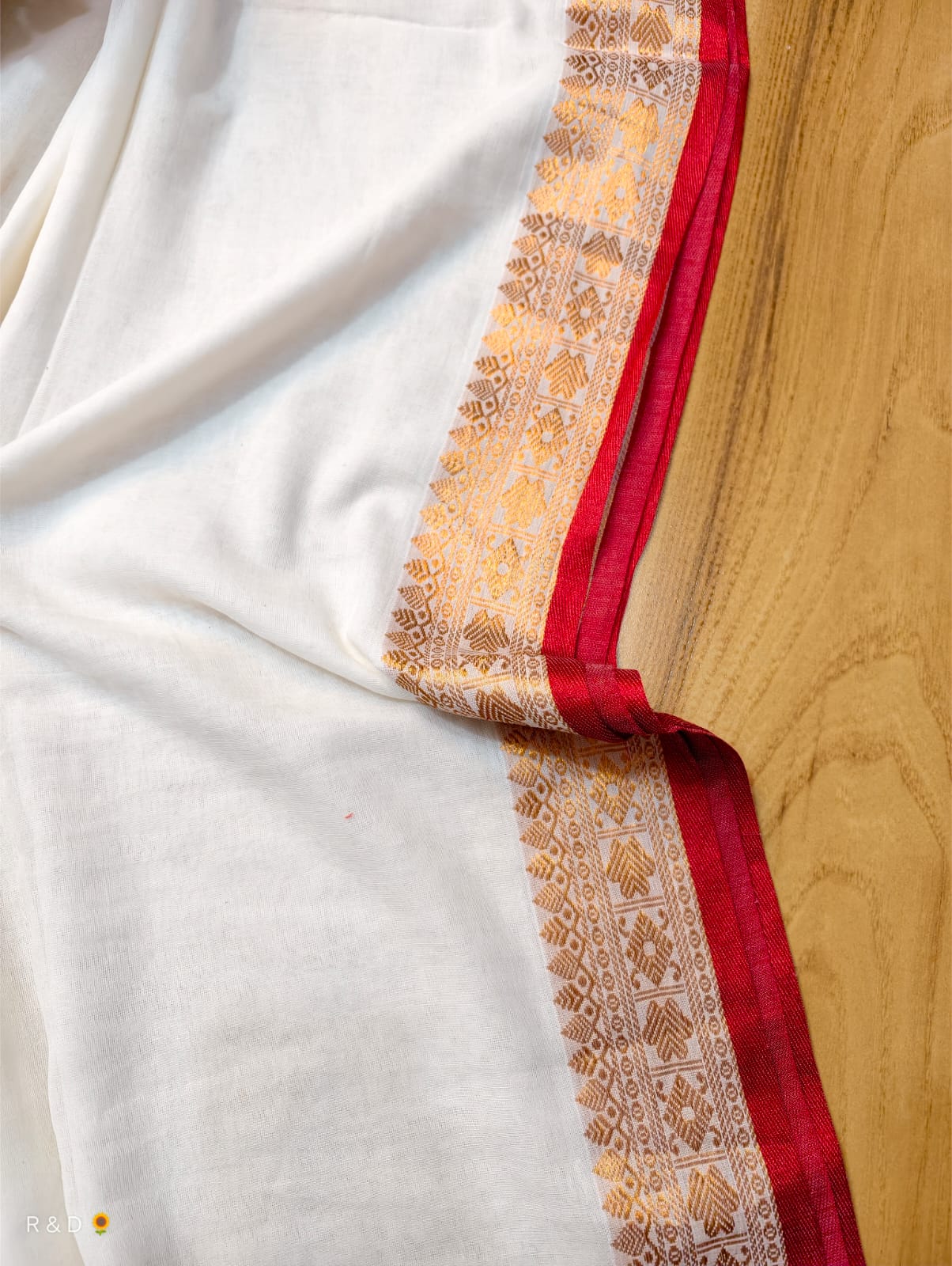 Premium 120 count mul cotton saree with zari woven borders | HL0028