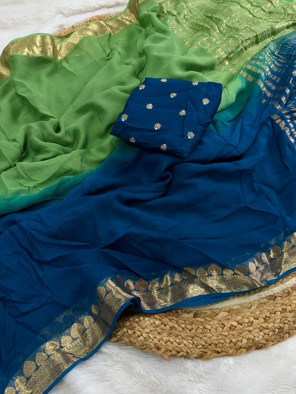 Premium dual tone georgette saree with zari borders & jacquard weaving blouse |SL0030